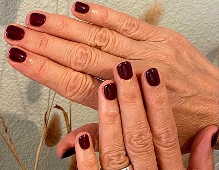 Kinetics Manicure