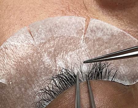 Wimpernververlänerung